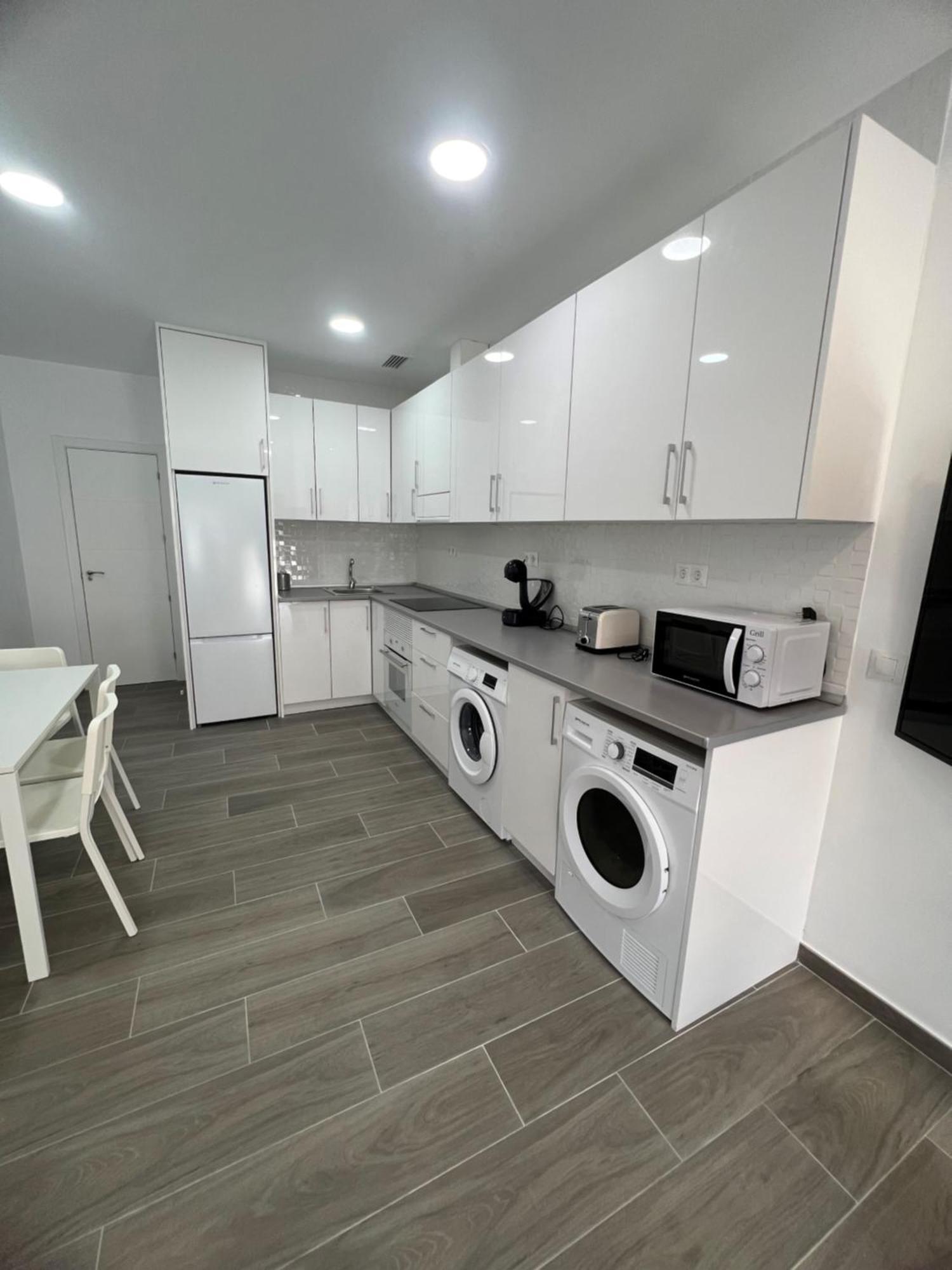 Apartamentos Montalvo Metropolis A Torremolinos Ngoại thất bức ảnh