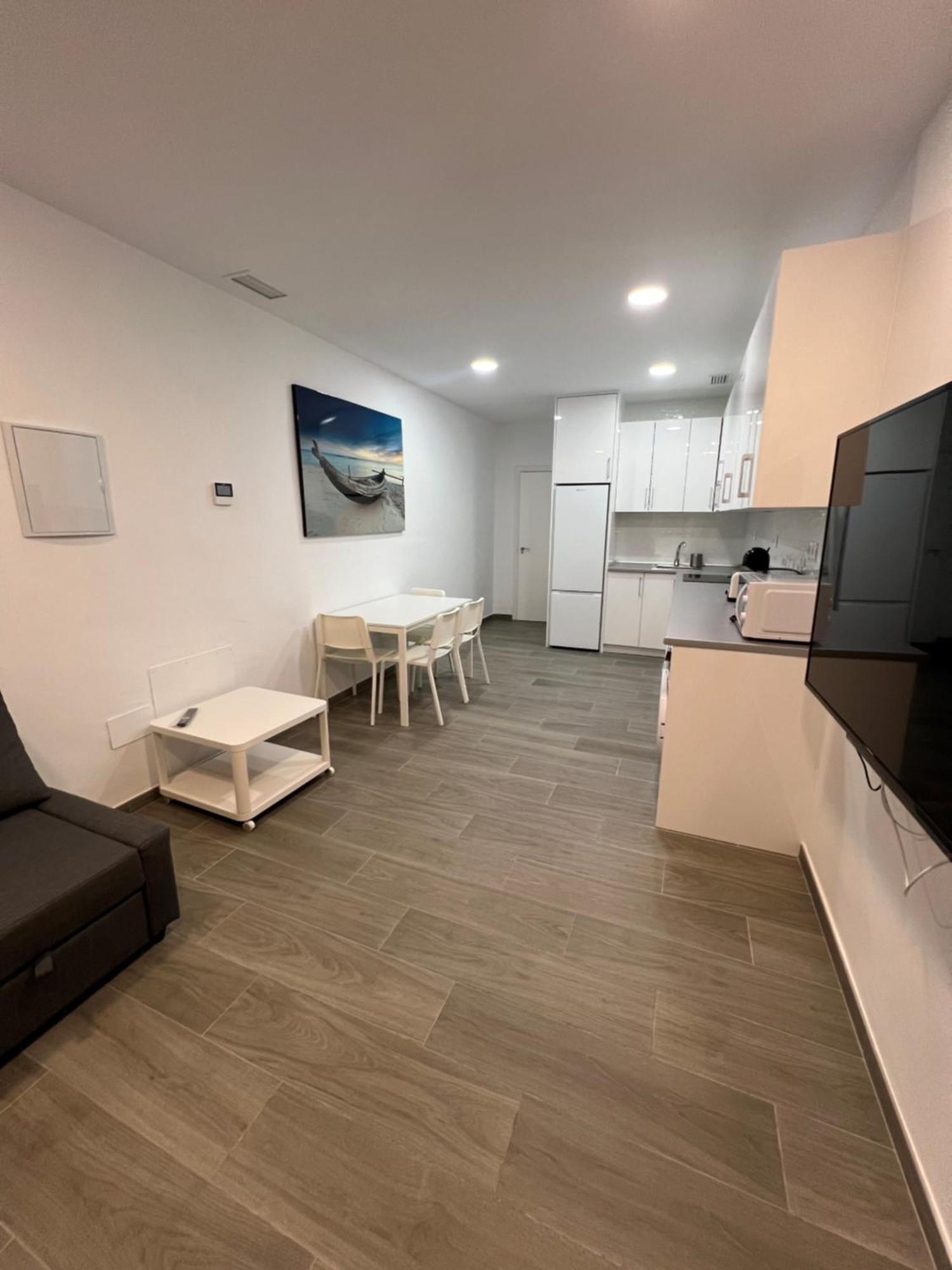 Apartamentos Montalvo Metropolis A Torremolinos Ngoại thất bức ảnh